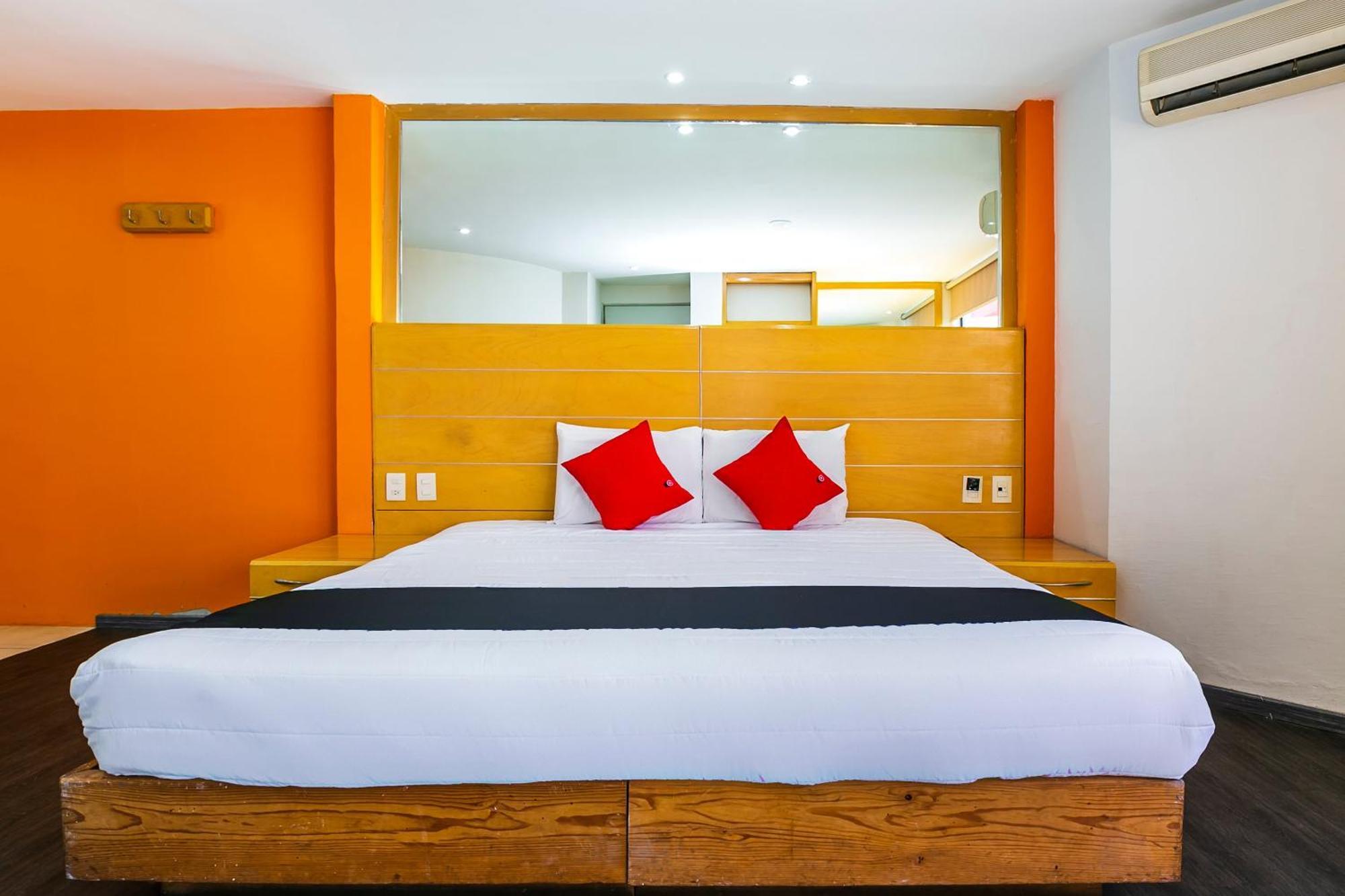 Capital O Hotel Casa Blanca, Μορέλια Εξωτερικό φωτογραφία