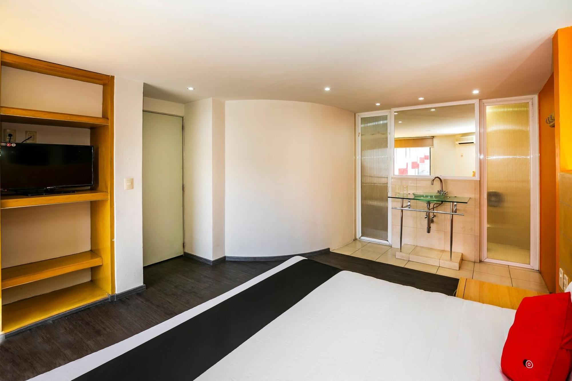 Capital O Hotel Casa Blanca, Μορέλια Εξωτερικό φωτογραφία